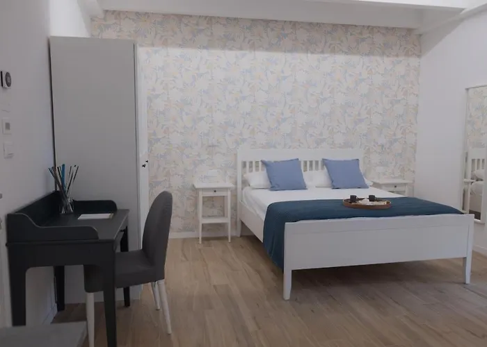 Il Giardino Di Anto לינה וארוחת בוקר 3*